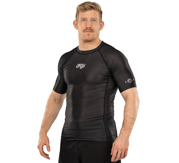 Flow-Tech Short Sleeve Rashguard Black – Hatashita Sports