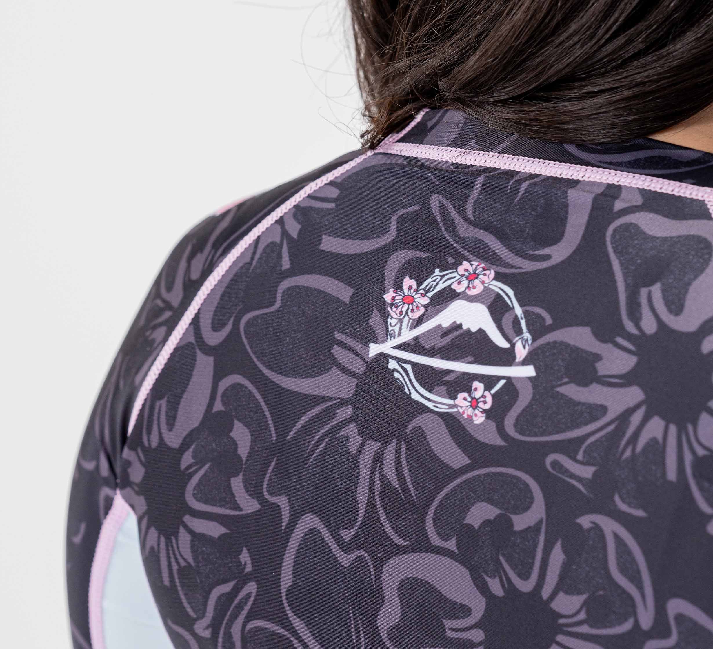 Womens Blossom Rashguard Black/Pink